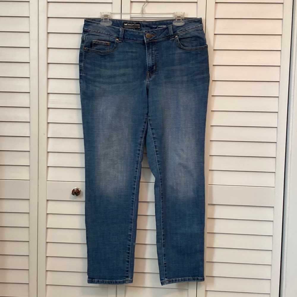 Lee Jeans size 12 curvy fit boyfriend stretch.  Slightly faded and great fit.